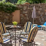 Appartamento Deluxe And Garden