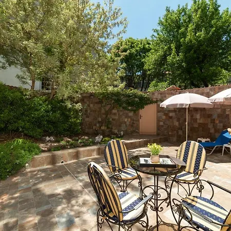 Deluxe And Garden Appartement *